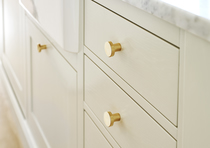 Furnipart - Dot - greb i Blyfri messing Ubehandlet messing poleret H26mm Ø30