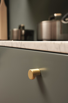 Furnipart - Point - greb i zink børstet guld H25mm Ø28mm